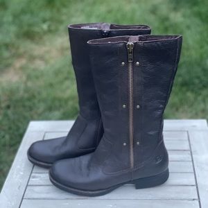 BORN “Waters” (D86906) WOMEN’S 9M dark brown